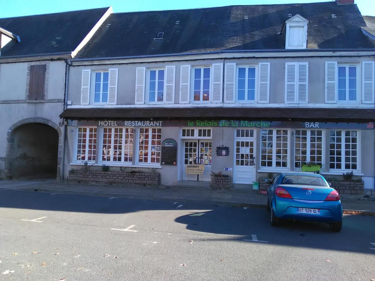 Le Relais De La Marche Hotell Aigurande Exteriör bild